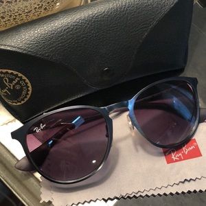 Authentic Ray-Bans 🔥